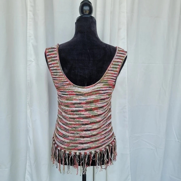 NWOT Rocks & Indigo Sweater Tank Top Sleveless Retro Fringe Multi Color XS - Picture 3 of 9